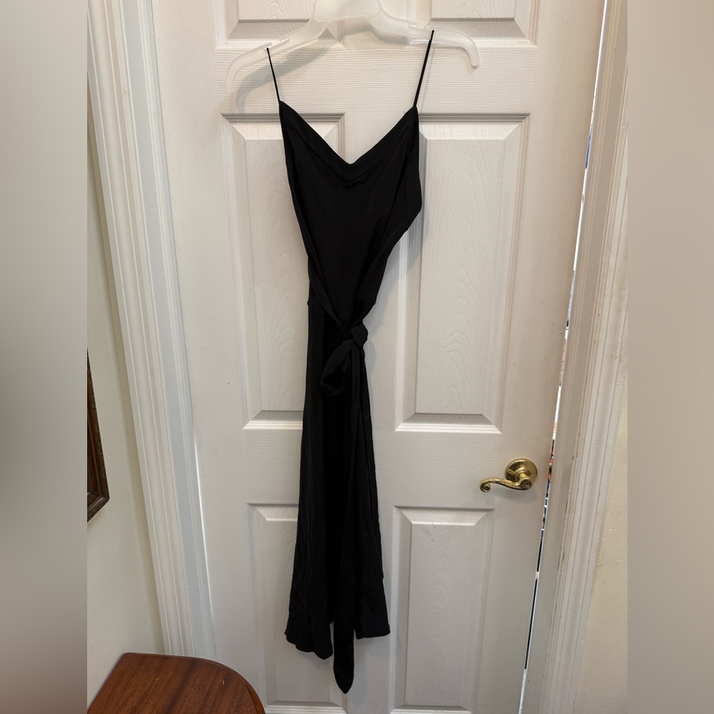 Units black tie wrap Black Women's Dress